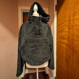 NWT Lole Ladies Black Textured Plush Sweater Top, Ladies Size Large,